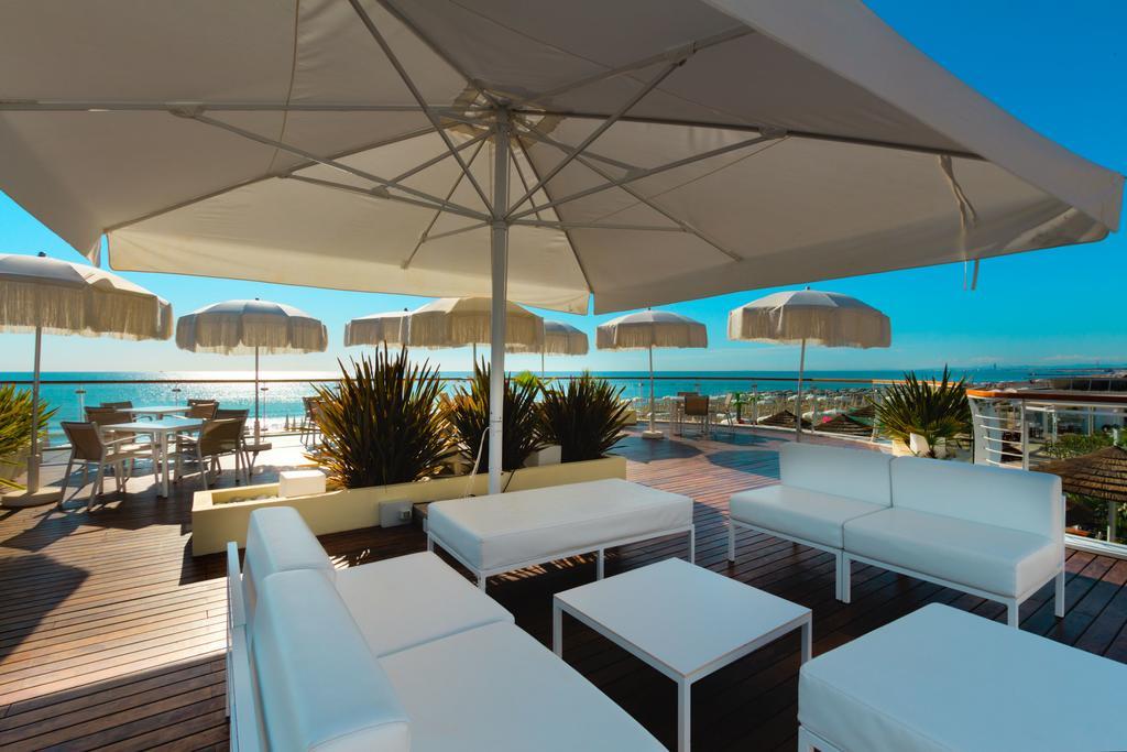 Hotel Byron Milano Marittima Exteriör bild