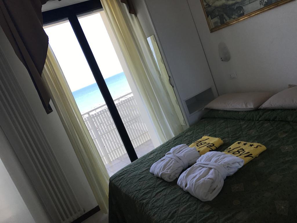 Hotel Byron Milano Marittima Exteriör bild
