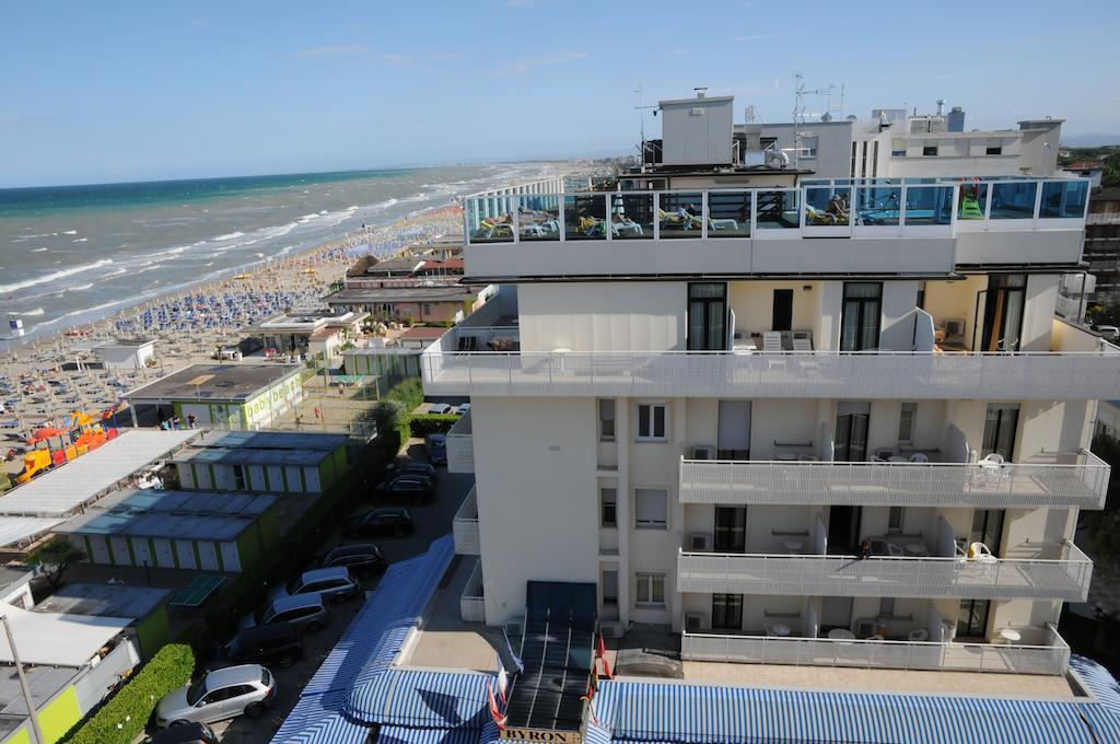Hotel Byron Milano Marittima Exteriör bild