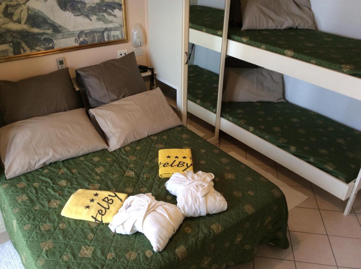 Hotel Byron Milano Marittima Exteriör bild